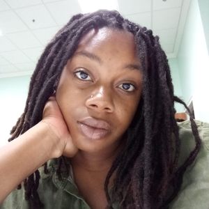 Meet your Posher, Liat